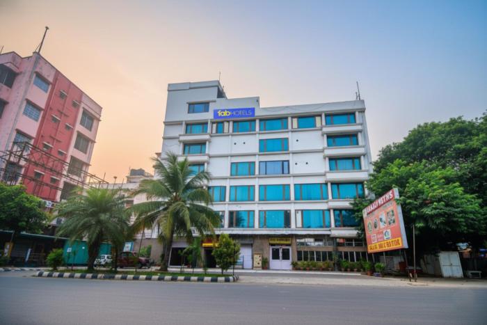 FabHotel Raj Darbar - Nr Kolkata Airport