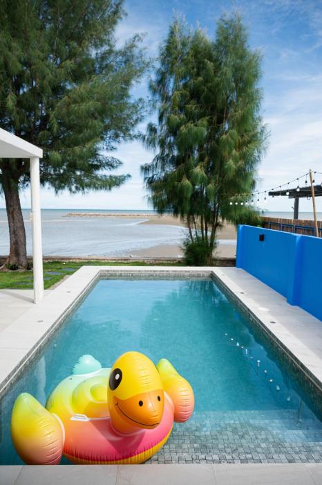 The Seacation Pool Villa