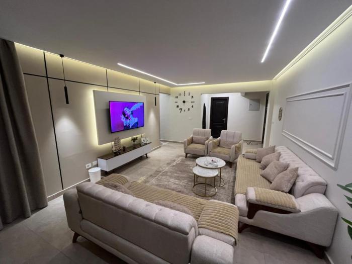 شقة فندقية فاخرة في قلب الشيخ زايد جنة زايد 2