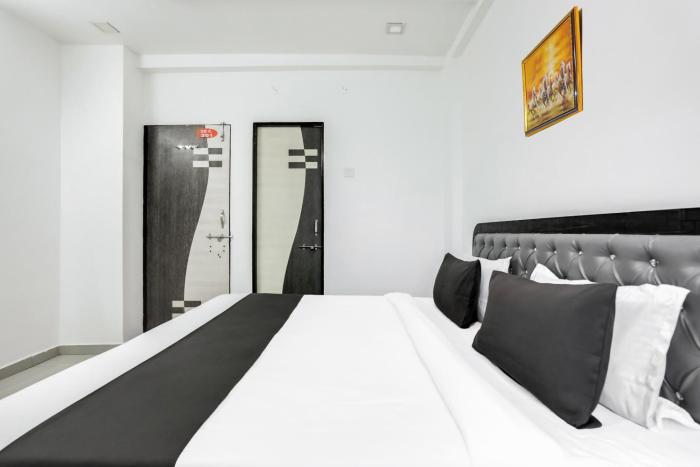 Hotel O Grand Trinity