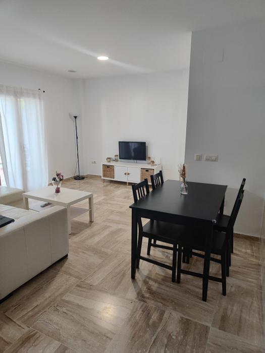 Apartamento planta baja con jardín privado
