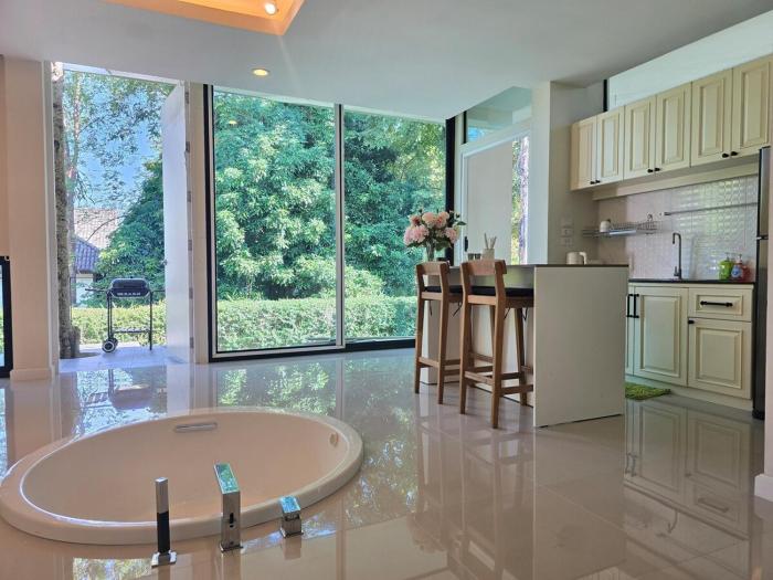 Relax greenery near town 15 min