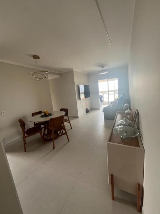 Apartamento Vista para o Mar Com 3 Dormitórios
