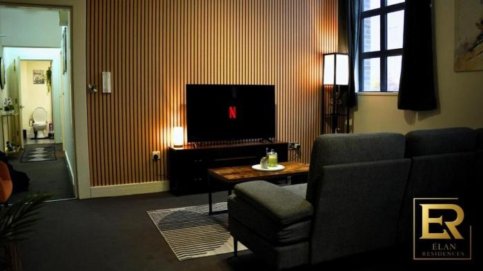 Stylish 2BR - Heart of Manchester - Free Parking