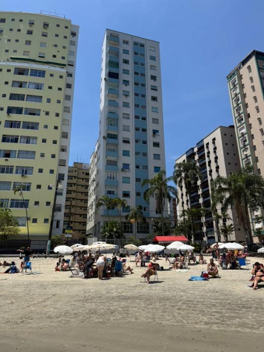 Apezinho em Cima do Mar - São Vicente