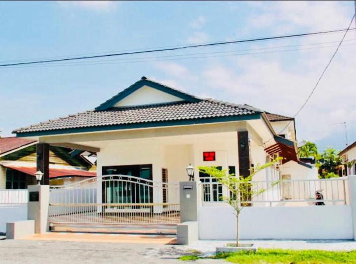 Taiping Nest Homestay 3BR, 7Pax, WiFi, Private Parking, Comfy
