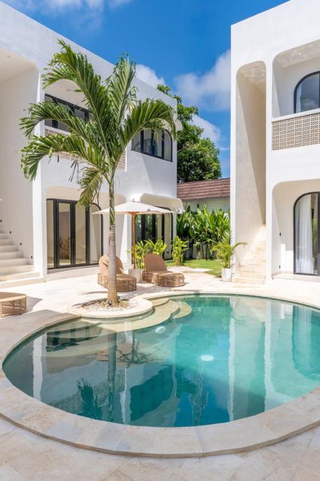 Tranquil Bali Escape with Pool and Beach Access Nearby