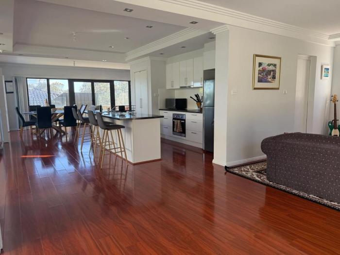 Stay on Lee- Pet friendly- Beach view & inside gym