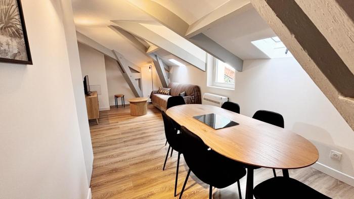 Proche gare, 5min Plage du Midi, T3, 6 personnes By Palmazur Vacances