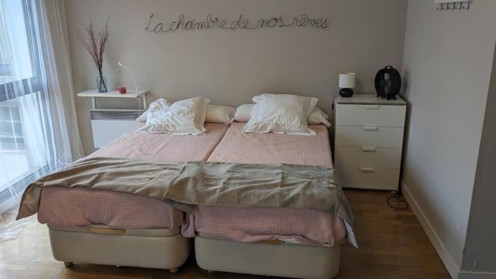 Cosy apartment near train B Denfert