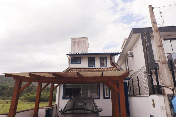 Excelente casa com 2 dormitórios - DC01J