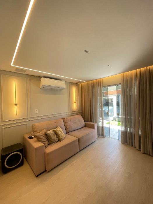 Casa nova a 900m da praia! 2 quartos 2 garagens