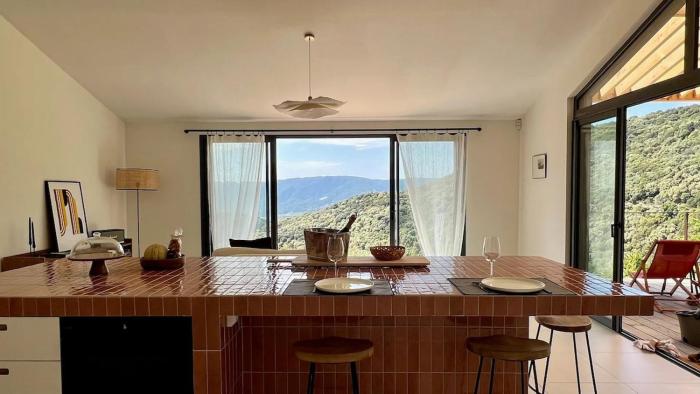 Villa haut de gamme et sa bergerie vue, imprenable