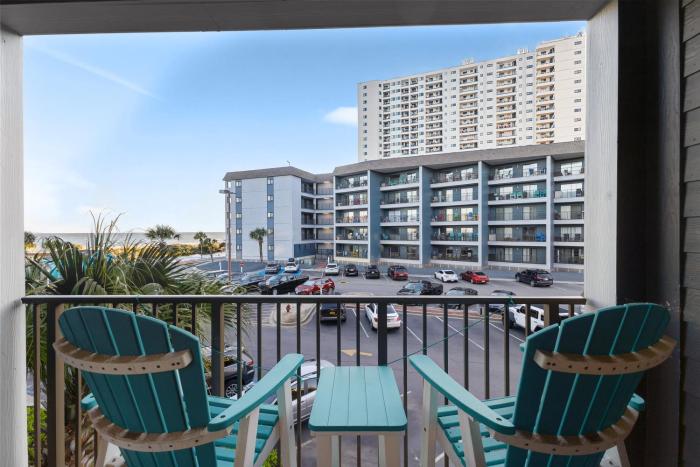 Myrtle Beach Resort A 210