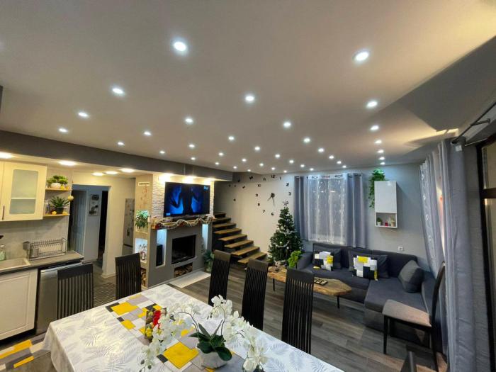 къща Горски чар