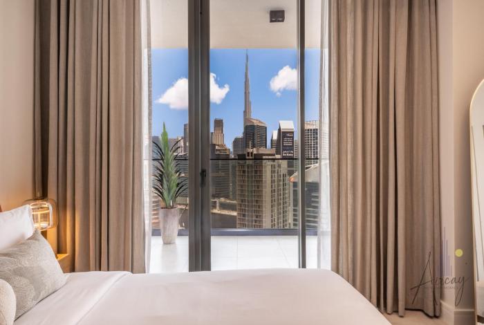 Burj Khalifa View Luxe 1BR Paragon by IGO