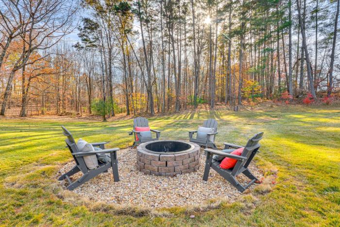 River, Trails & Wine! Group Retreat Near Mt Airy