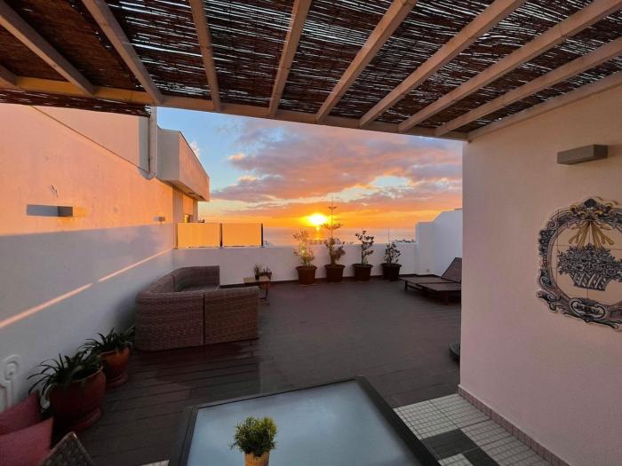 Crystal Madeira Studio