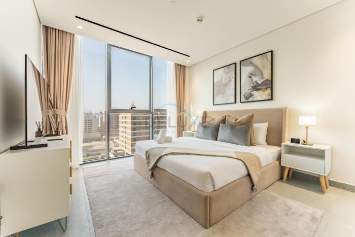 Minutes from City Walk, Downtown Dubai and Jumeirah Beach, Easy Access to Metro Stations and Major Roads - Arista One, Al Satwa by Deluxe Holiday Homes