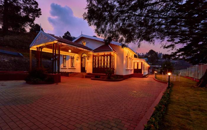 Vintage Inglenook Premium Heritage Bungalow Ooty by VOYE HOMES - A Quiet Retreat Close to Ooty Town