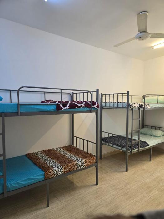 Moznaa Hostel