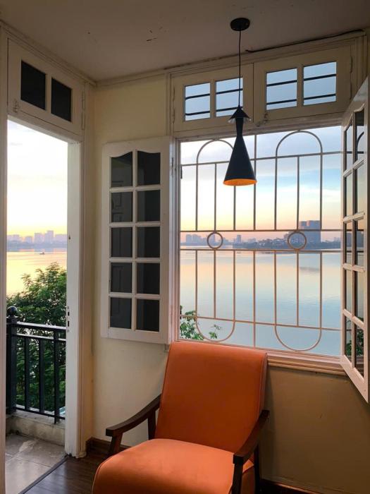 Mhouse 127 waterfront 4th