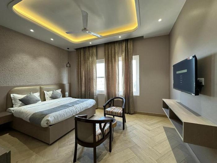 Duggar Haveli Hotel & Restaurant