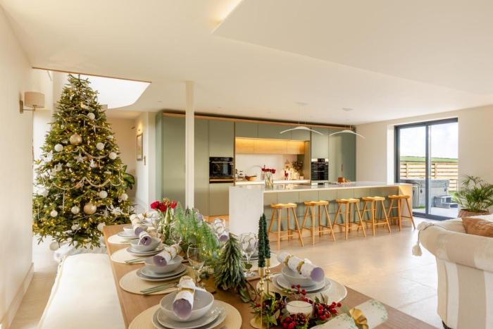 5 Bed in Marwood oc-e32631