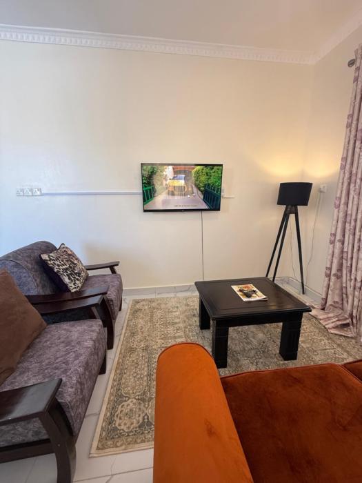 Waridi is a modern, cosy penthouse in Mtwapa town