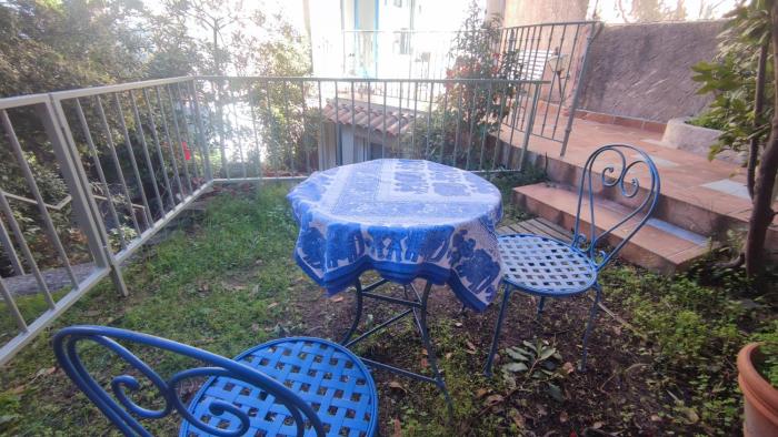 Haut de maison T3 sur Jardin - Carqueiranne