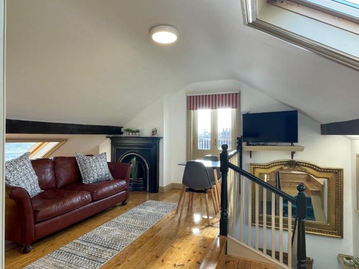 One bedroom loft apartment central Worcester