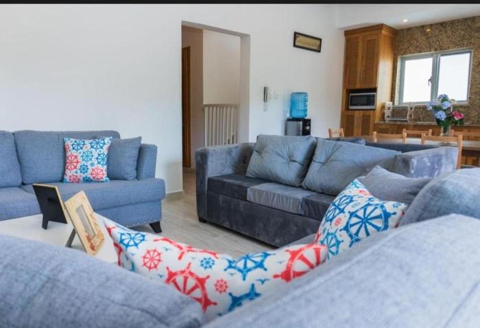 Paradise Found 3Bedroom Apartment with Pool