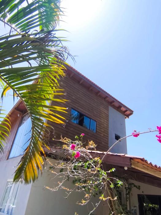 Apartamento de 2 Quartos para 4 Pessoas - 5 min da Praia