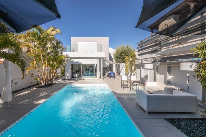 Villa with swimming pool in Pasito Blanco T4