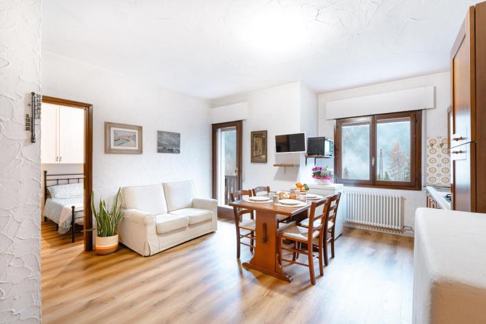 Panoramic Terrace Perfect for Families & Sport