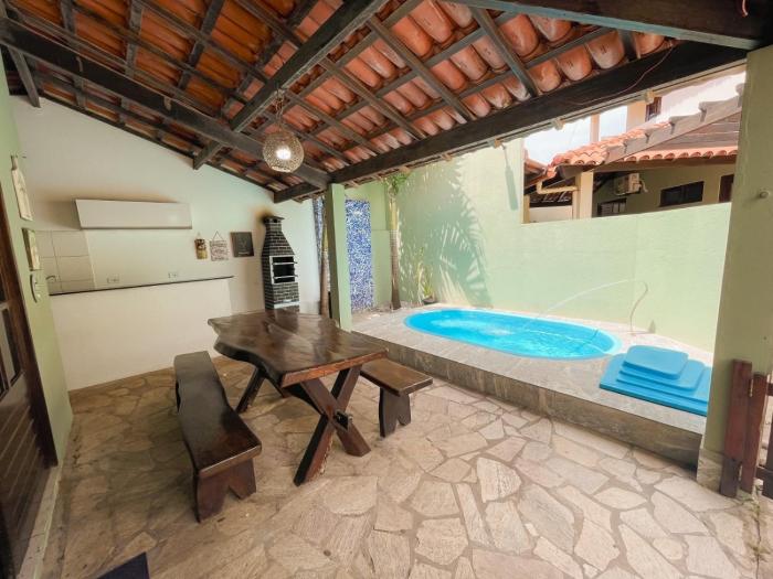Casasveraneio casa top com 3 suítes com ar condicionado a 100 m da Praia - Barra de São Miguel, 7 minutos do gunga e 3 da praia bonita e conchas ! Área gourmet com piscina privativa e churrasqueira! condomínio com muito verde e piscina de 10m!