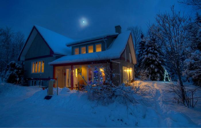 Cottage 30 Minutes from Ottawa