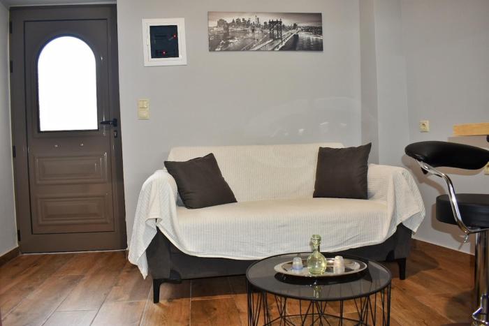 A modern apartment in the village of Venerato