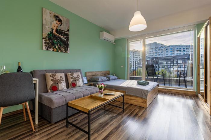 Ishirkov Residence Studio With Mountain VIew Balcony and Underground Parking