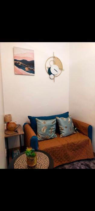 Cozy Topmost floor one bedroom with mall view