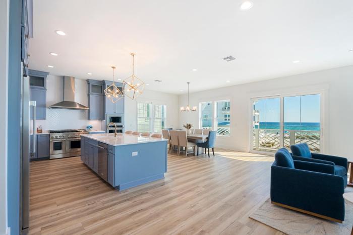 Emerald Retreat l 6 Bedroom l 6 and half Bath l Private Pool l Steps to Beach l Hadleys Beach PCB