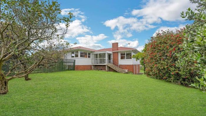 Arthurs house in New Windsor , Auckland City Central