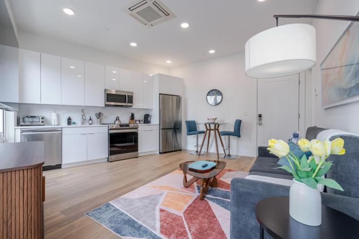 Luxury 1-Bed at The Vera Boston Landing MBTA