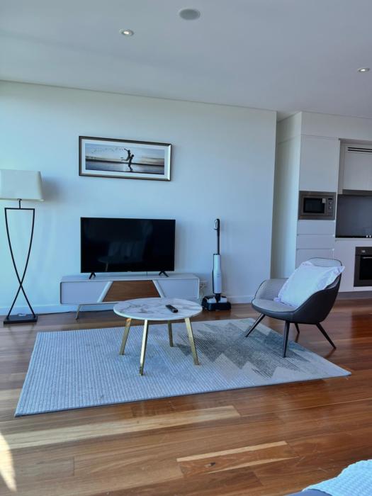 River and city view Sky tower L78 2b2b