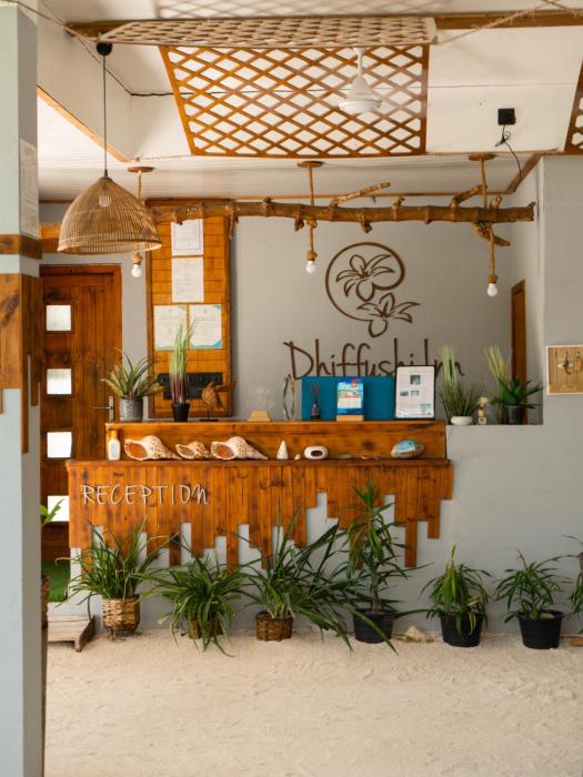 Dhiffushi Inn