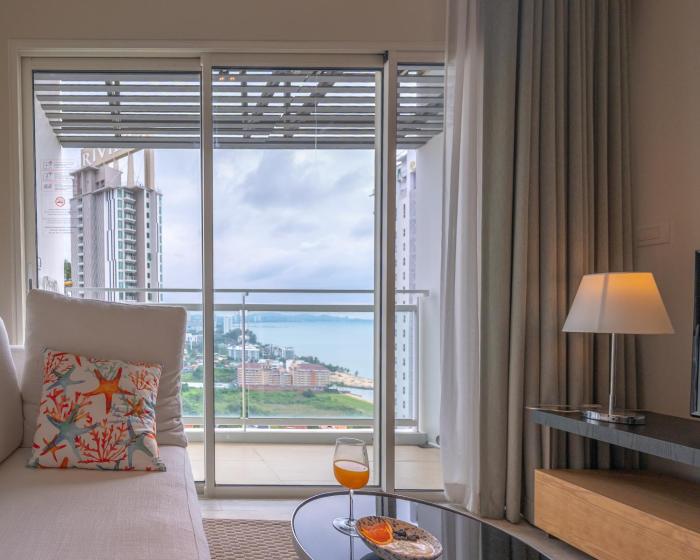 Veranda Residences - Seaview Balcony Condo Pattaya Jomtien Beach