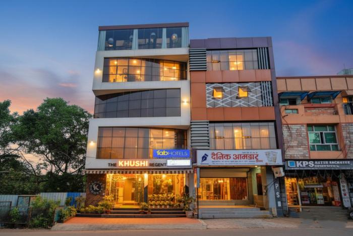 FabHotel Khushi Regent - Nr DB Mall