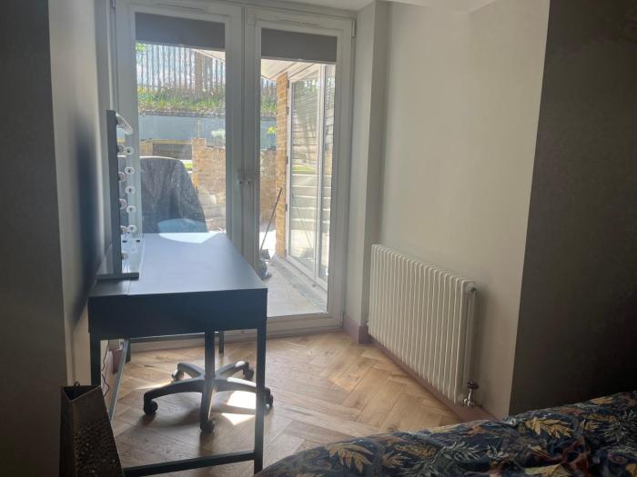 Cosy Double in Queens Park