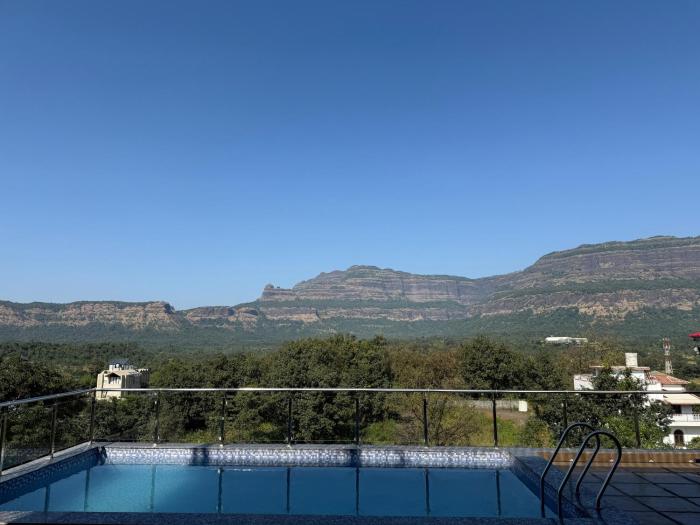 Nuwara Eliya Karjat - 5BHK Villa