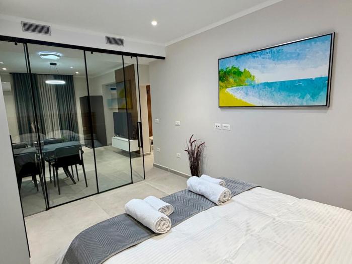 Central Boulevard Suites-Lushnje